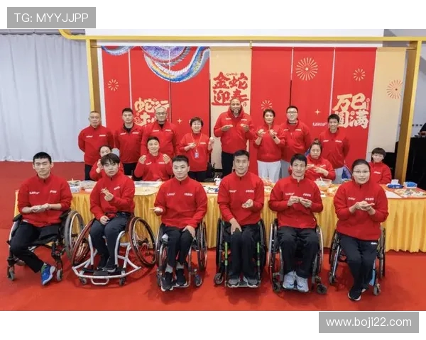 马里昂携手北京轮椅篮球队共庆新春 展现NBA关怀行动温情力量