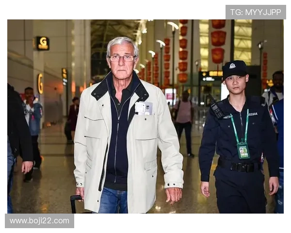 更衣室电台播报为球队营造独特而热烈充满激情的赛前氛围浓厚感受